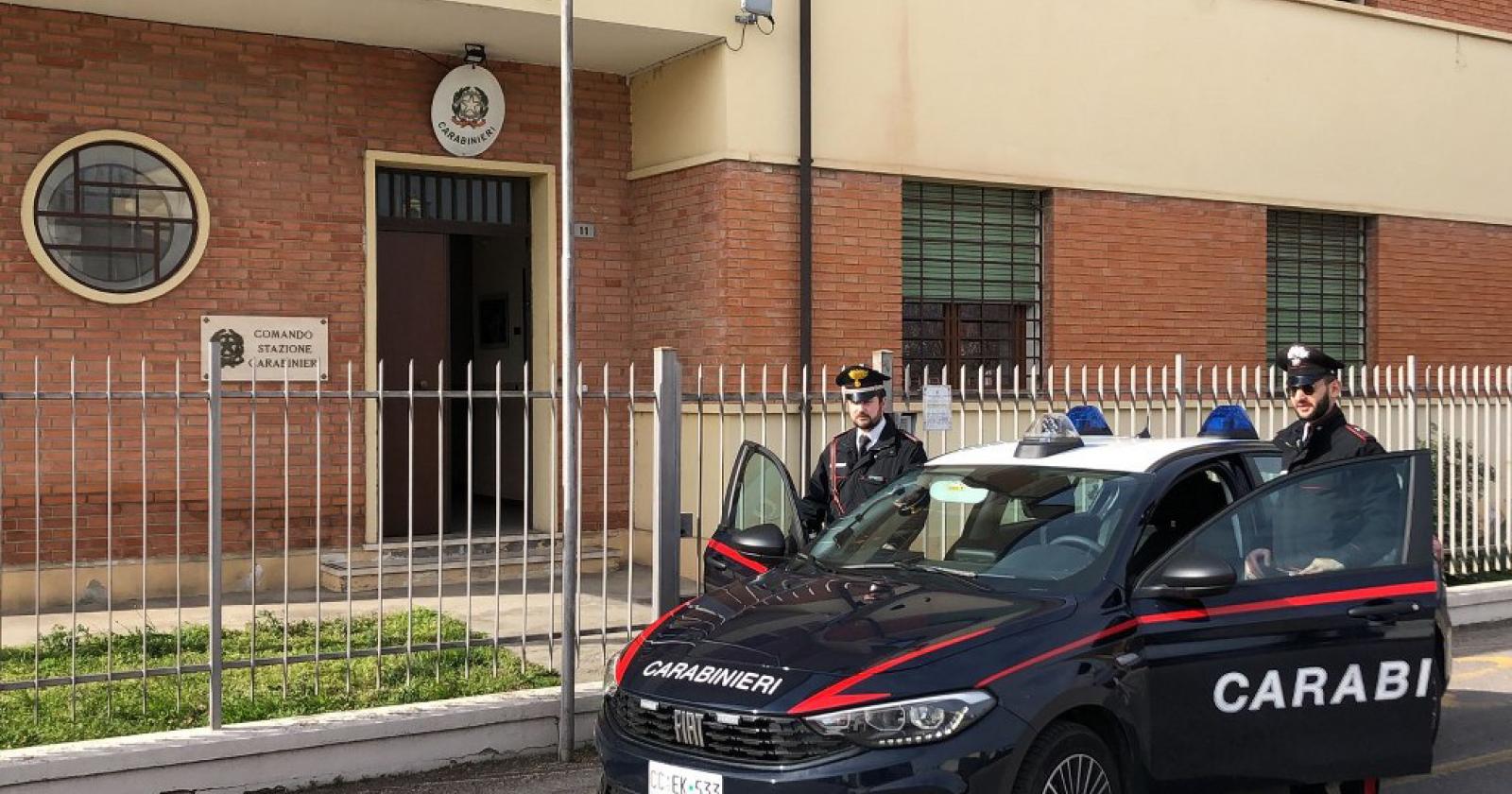 Deruba una anziana fingendosi fisioterapista