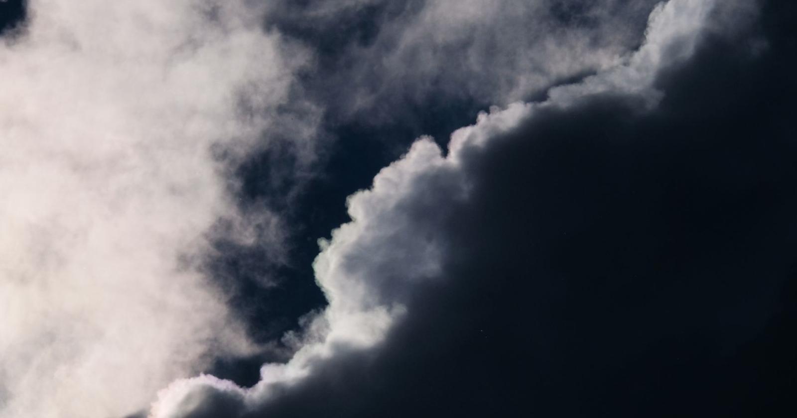 Ciclone atlantico sull’Italia: temporali, calo termico e nevicate sulle Alpi