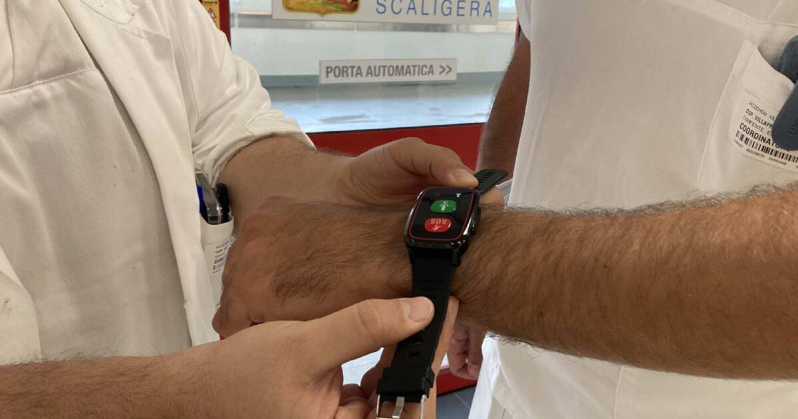 Arrivano i braccialetti salva infermieri