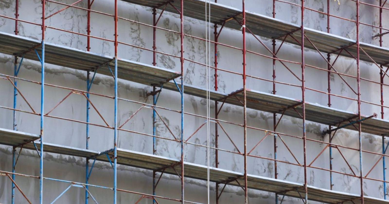 Ditta e condominio responsabili se i ladri entrano