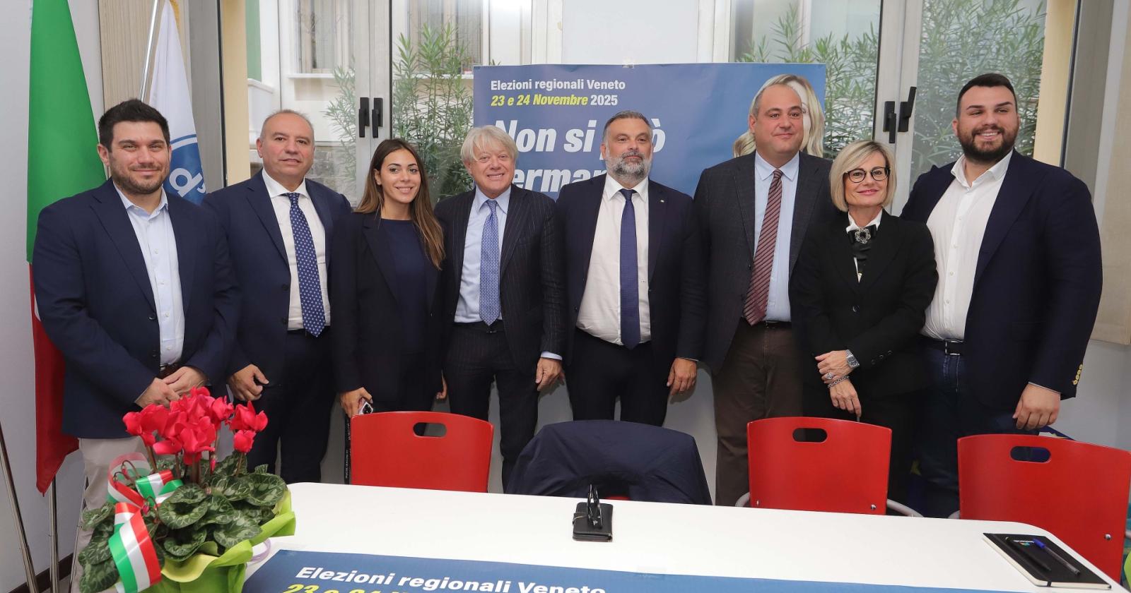 I Fratelli mostrano i muscoli