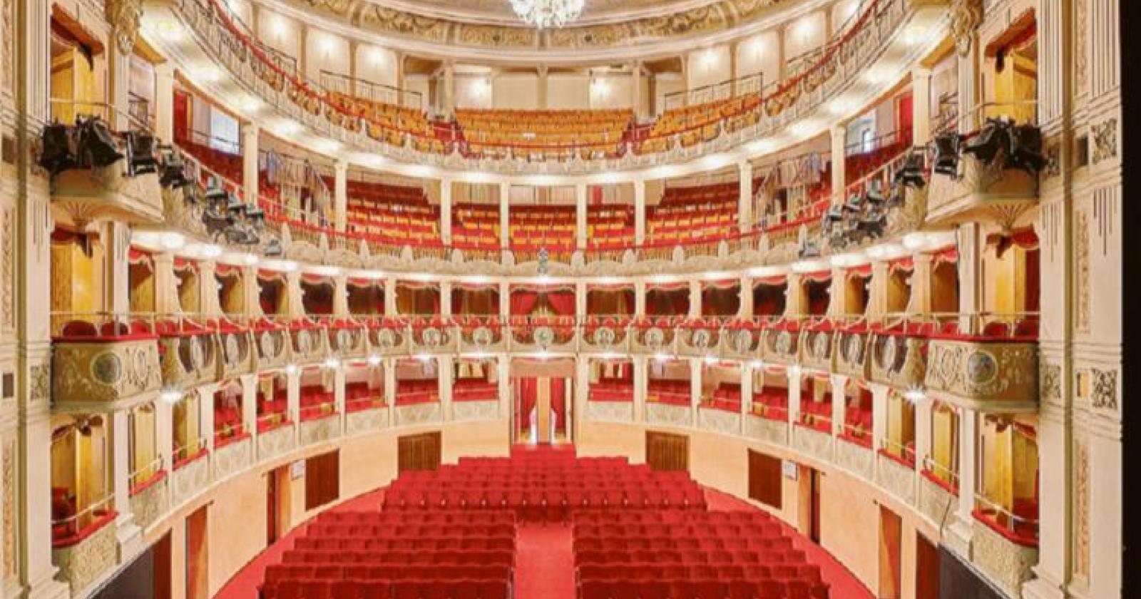 Teatro Sociale, bando saltato