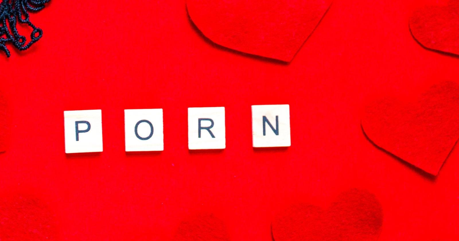 Da oggi porno vietati agli under 18