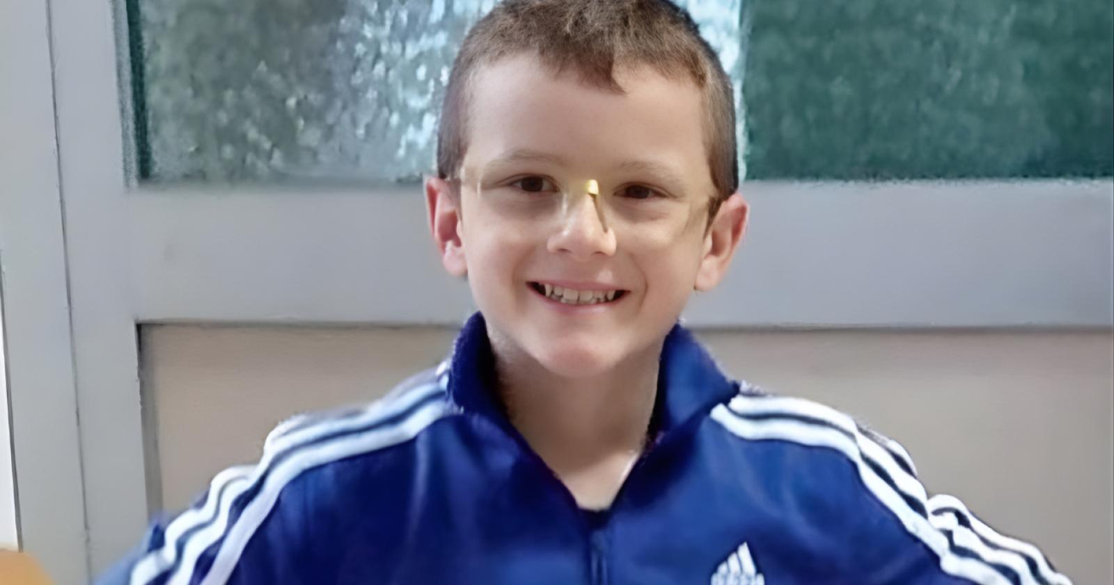 "Ucciso a coltellate prima che lo riprendesse il padre"