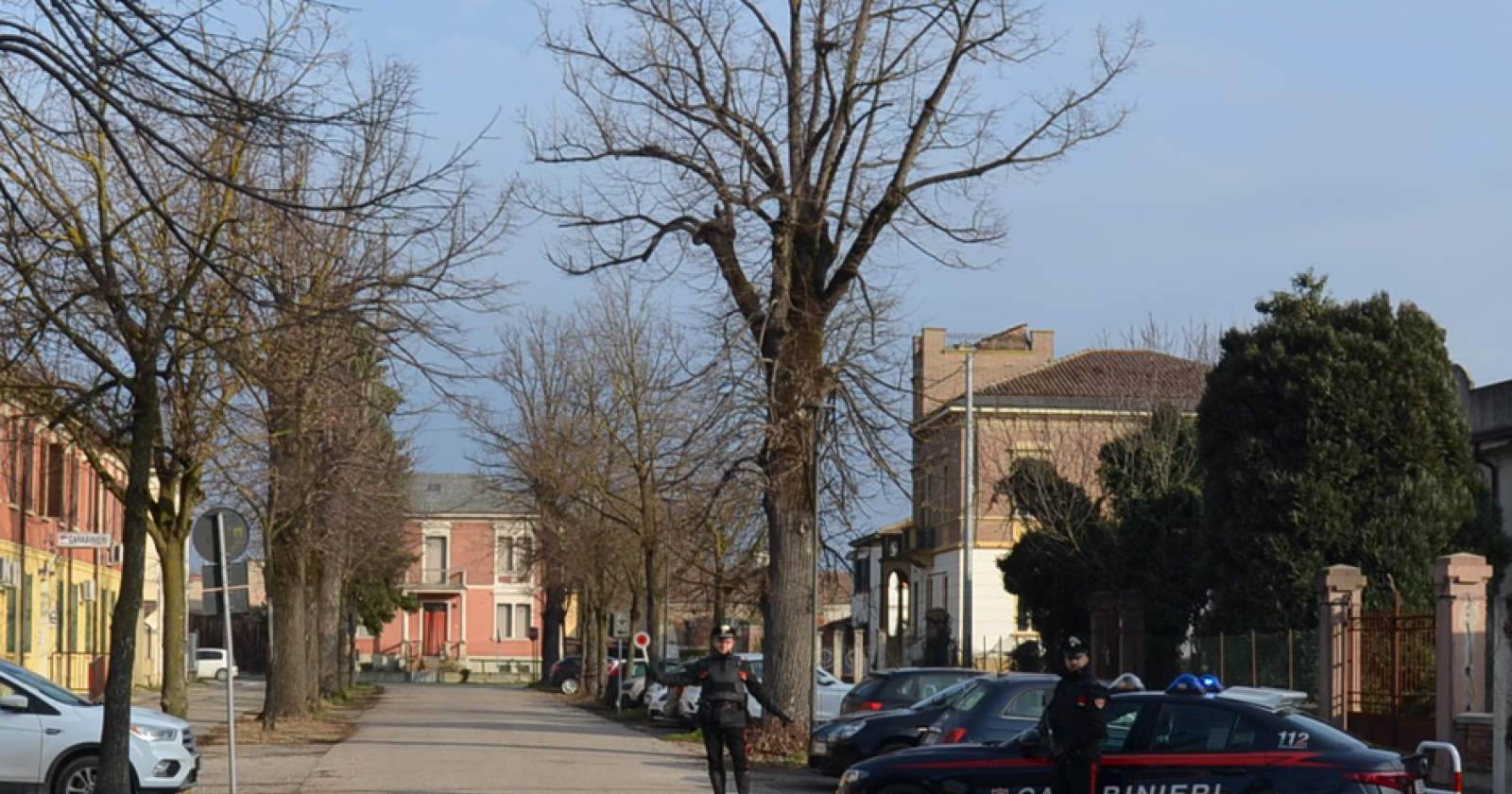 Droga nascosta nei vani segreti dell'auto