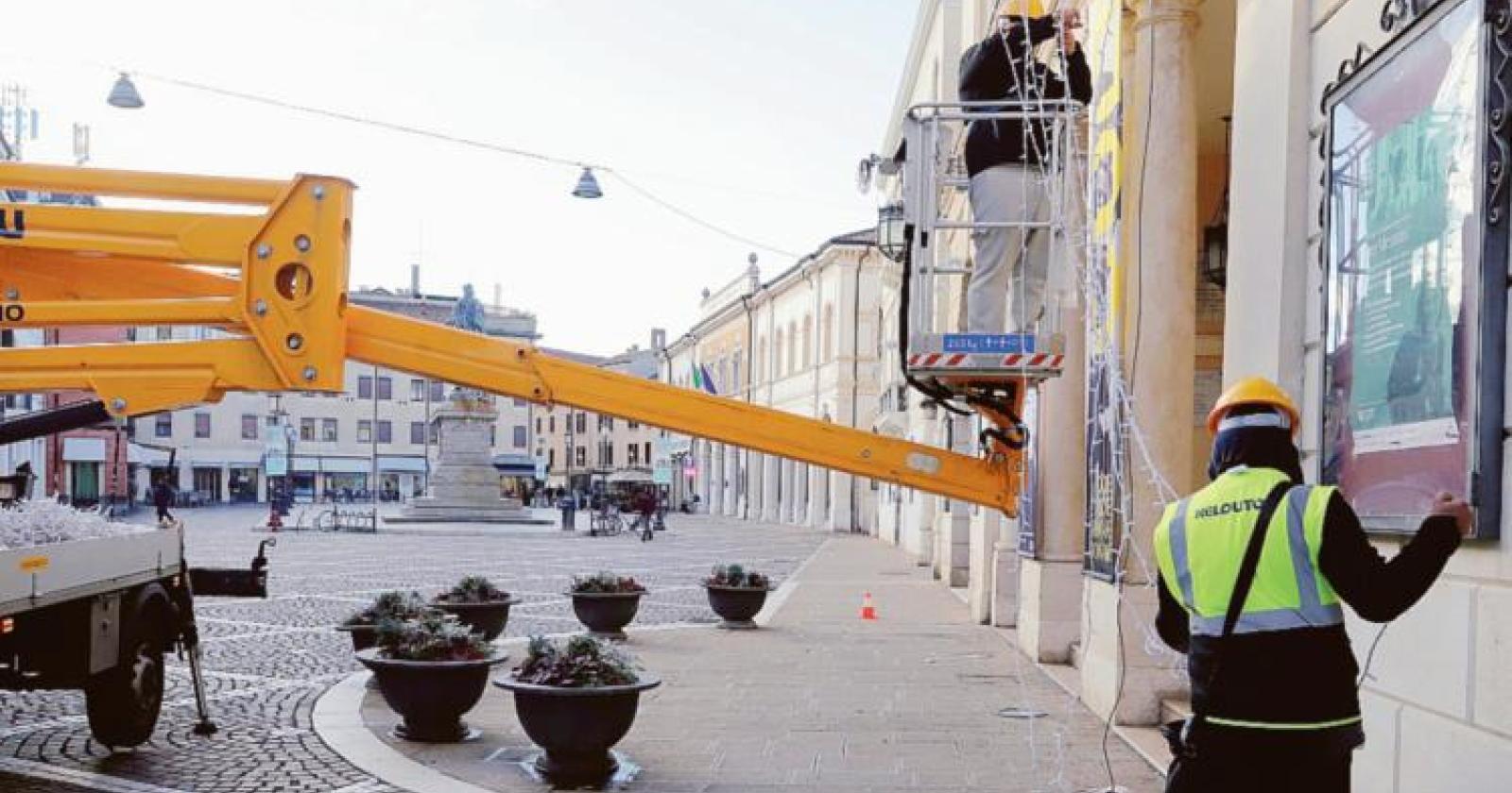 La città si prepara al Natale