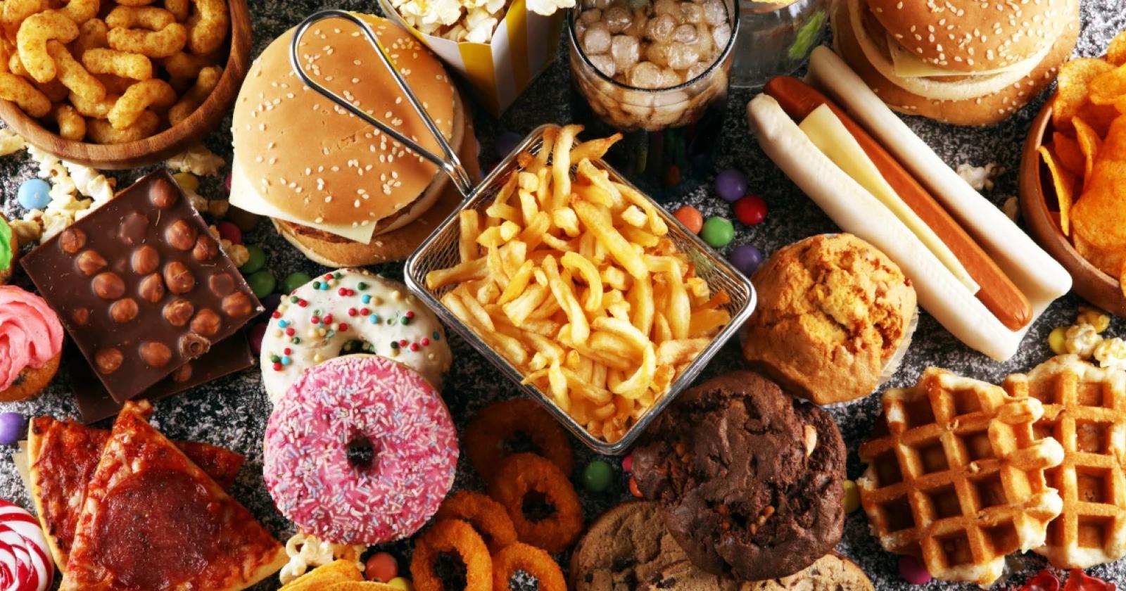 Cibi ultraprocessati: possibili danni a cuore, cervello e altri organi