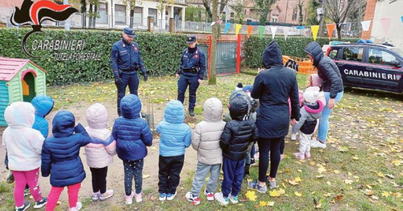 Festa degli alberi con i forestali