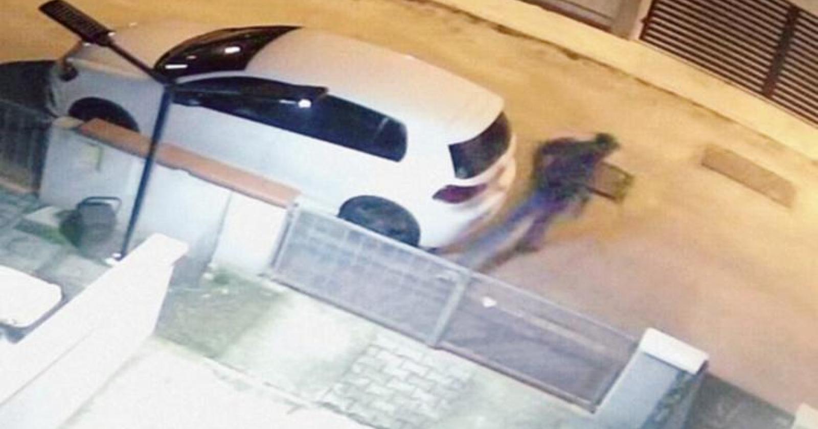 Raid notturno in quattro case