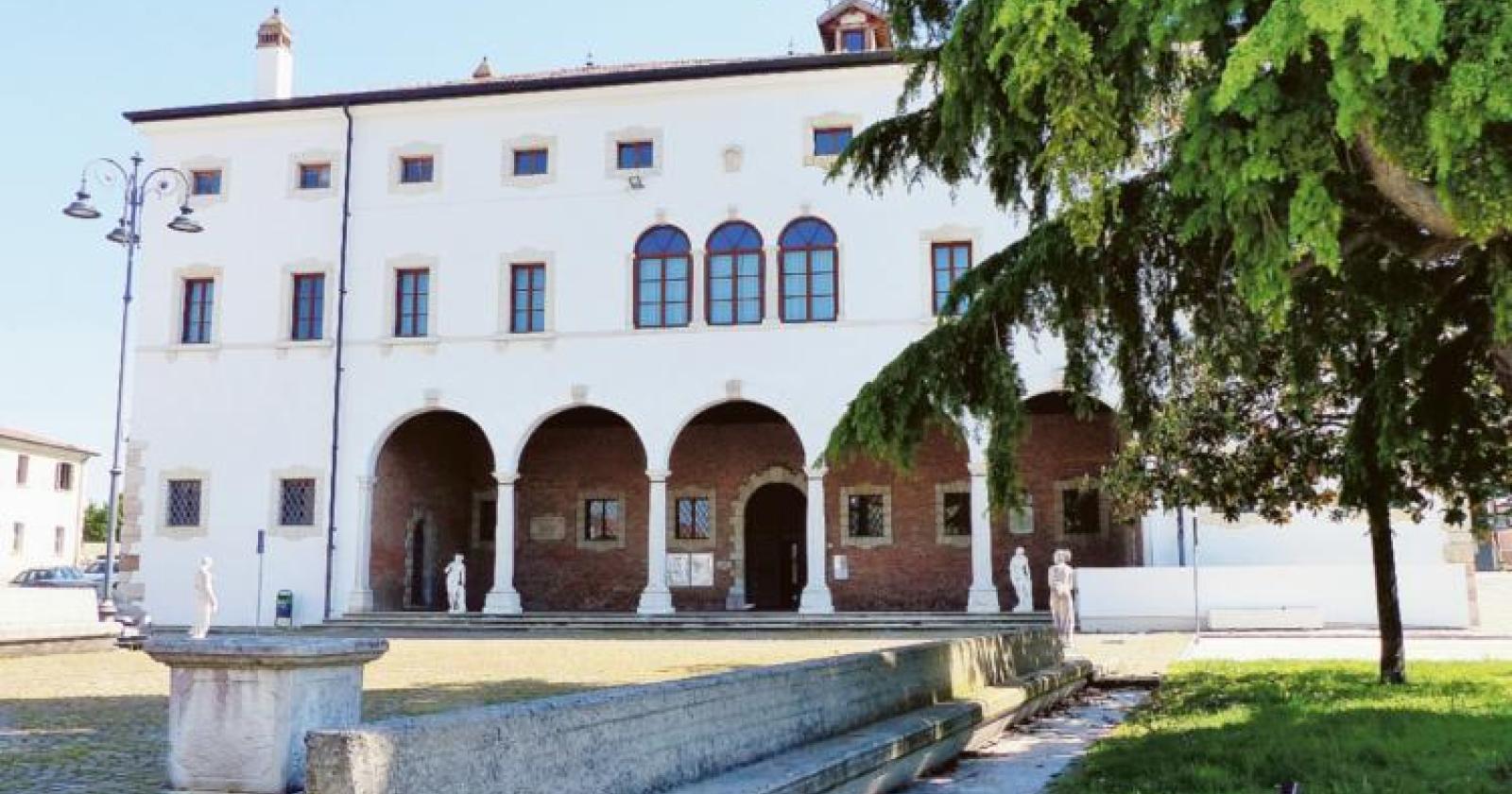 Commercio, il distretto al palo