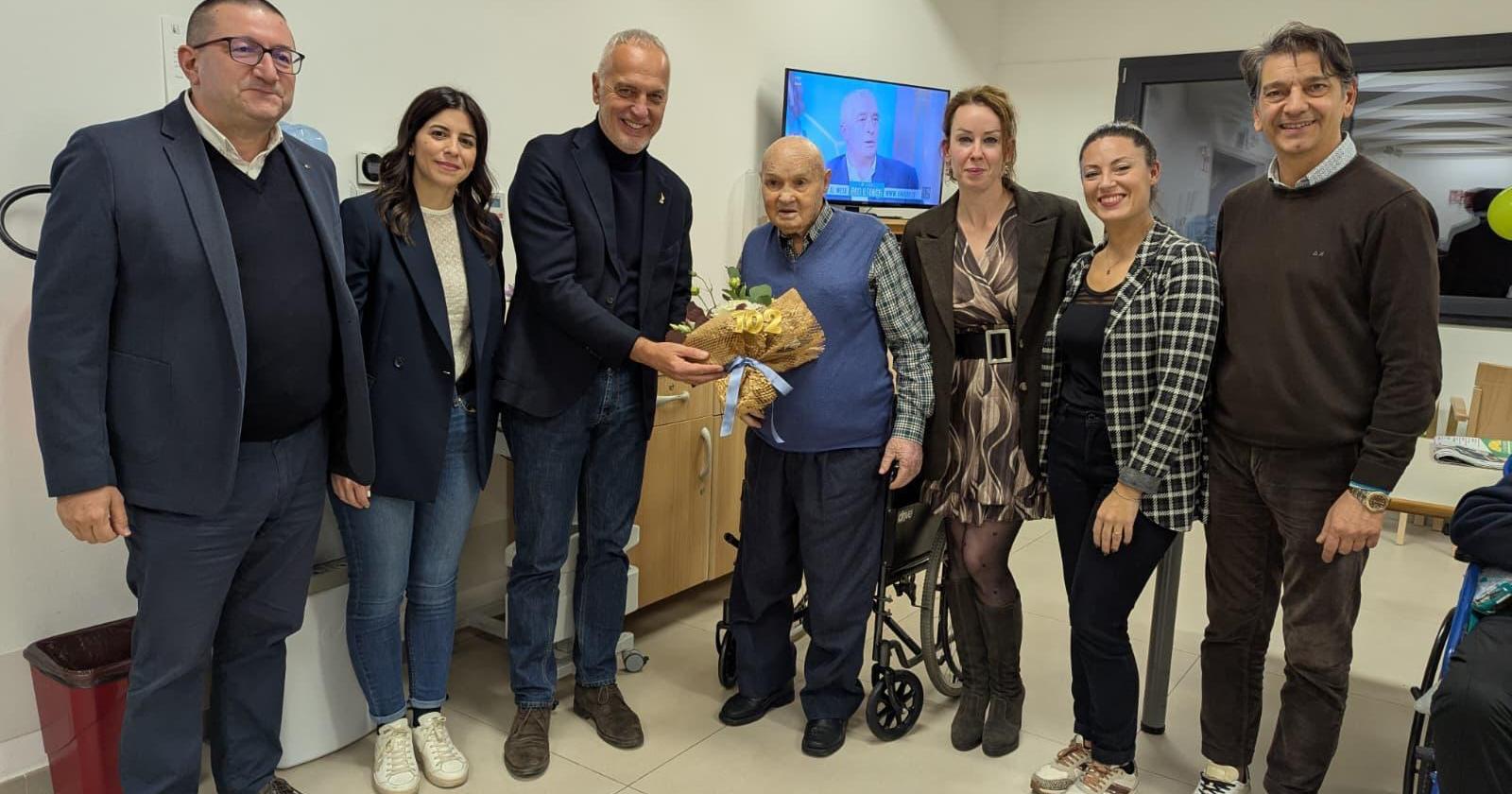 Sono 102 anni di Nonno Mario