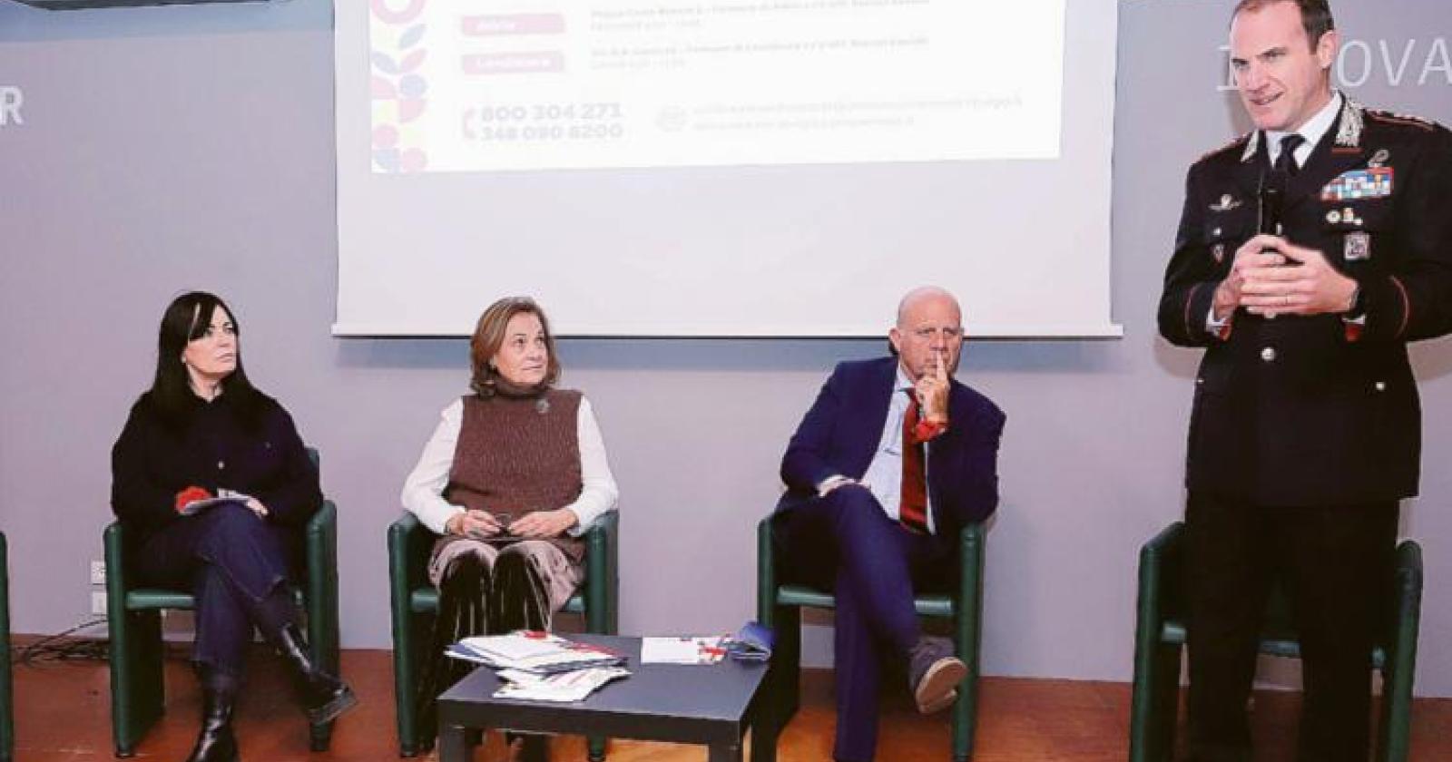 “Una rete per non lasciarle sole”