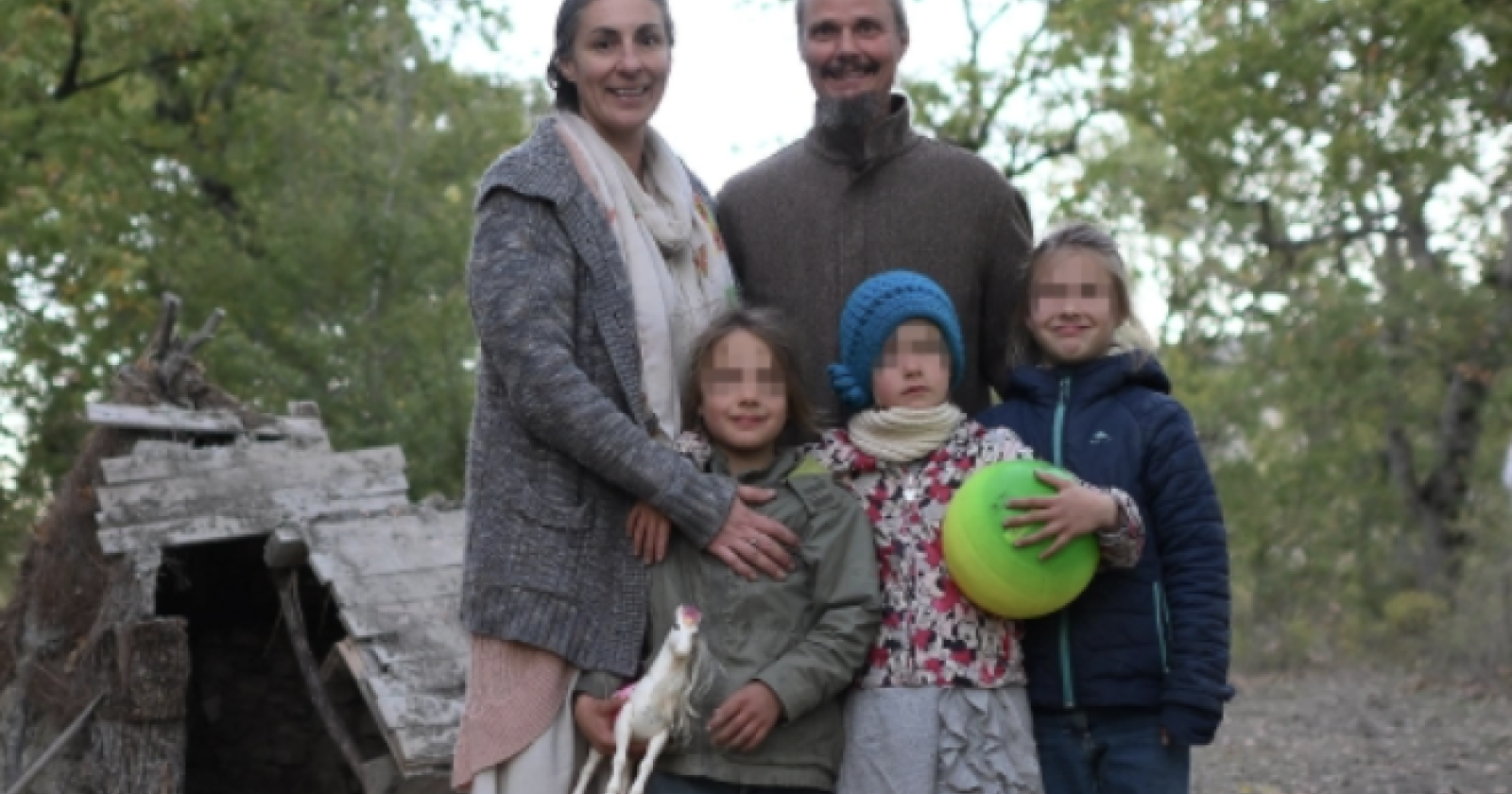 Perché l’avvocato Angelucci ha lasciato la famiglia del bosco