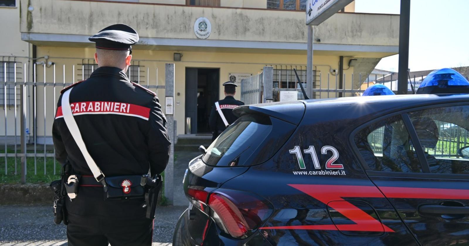 Blitz e sequestri nelle discariche abusive
