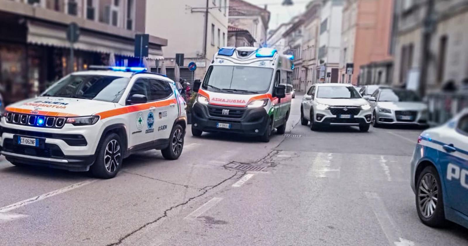 Tragedia in pieno centro