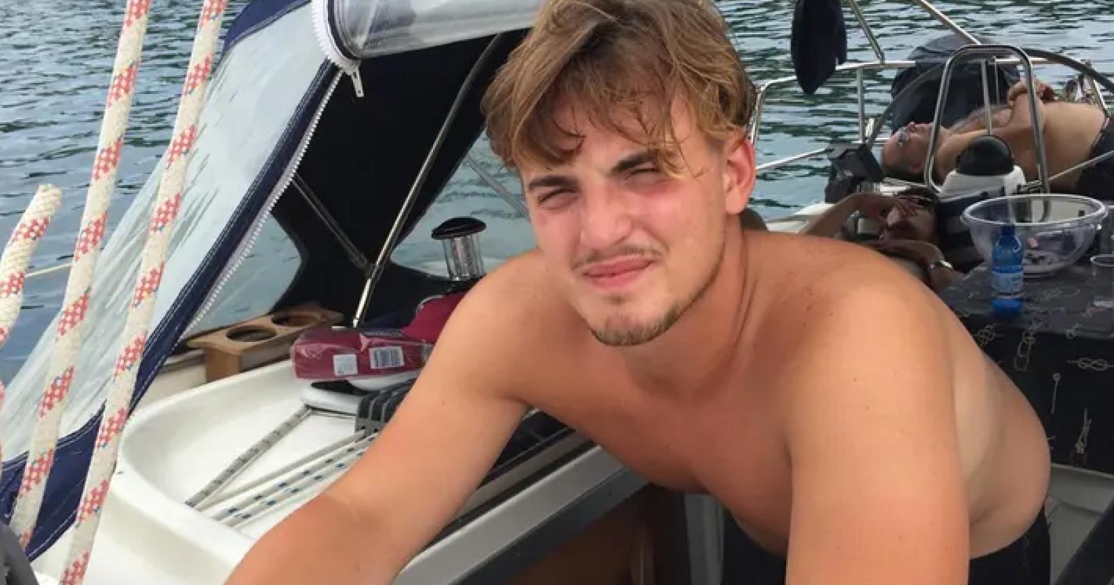 Fulminato all'improvviso dall'emorragia