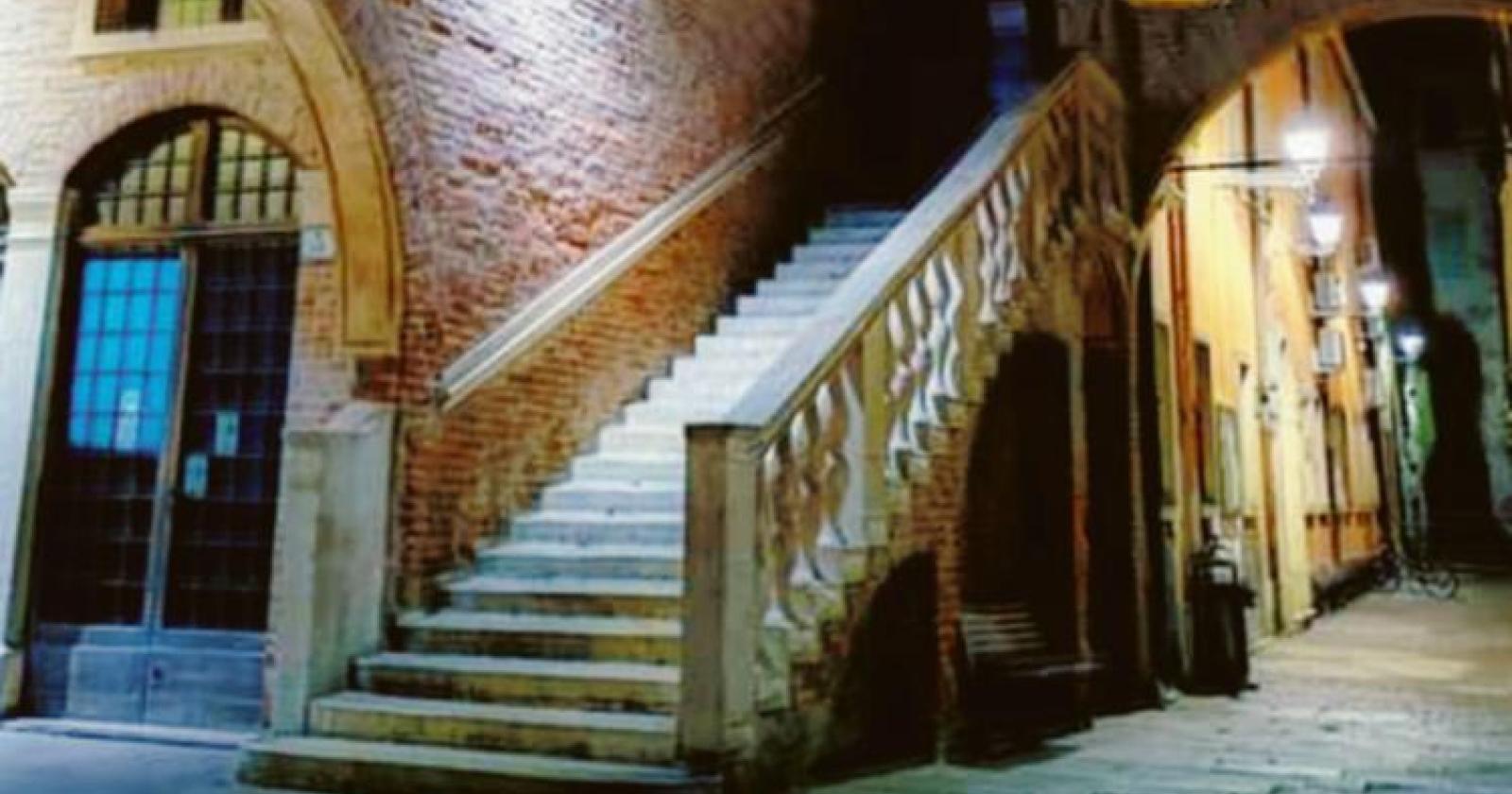 Scalone d&rsquo;onore, restauro da 36mila euro