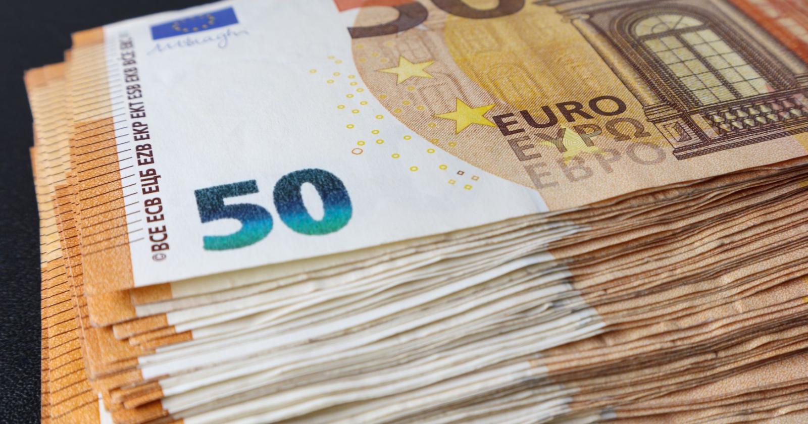 Scuola, stipendi sotto la lente