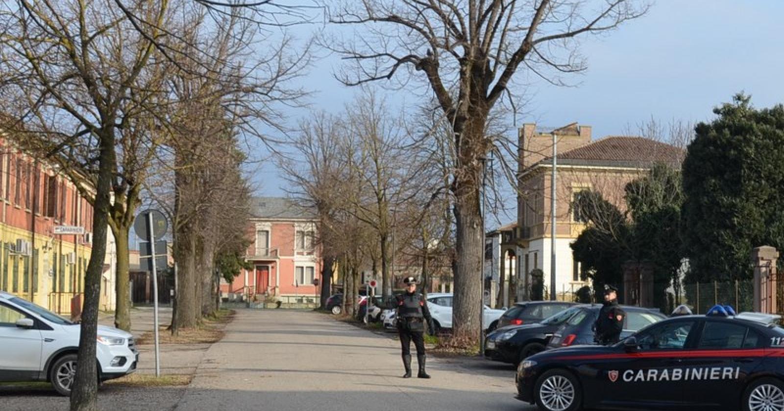 Fermato con lo sfollagente: denunciato