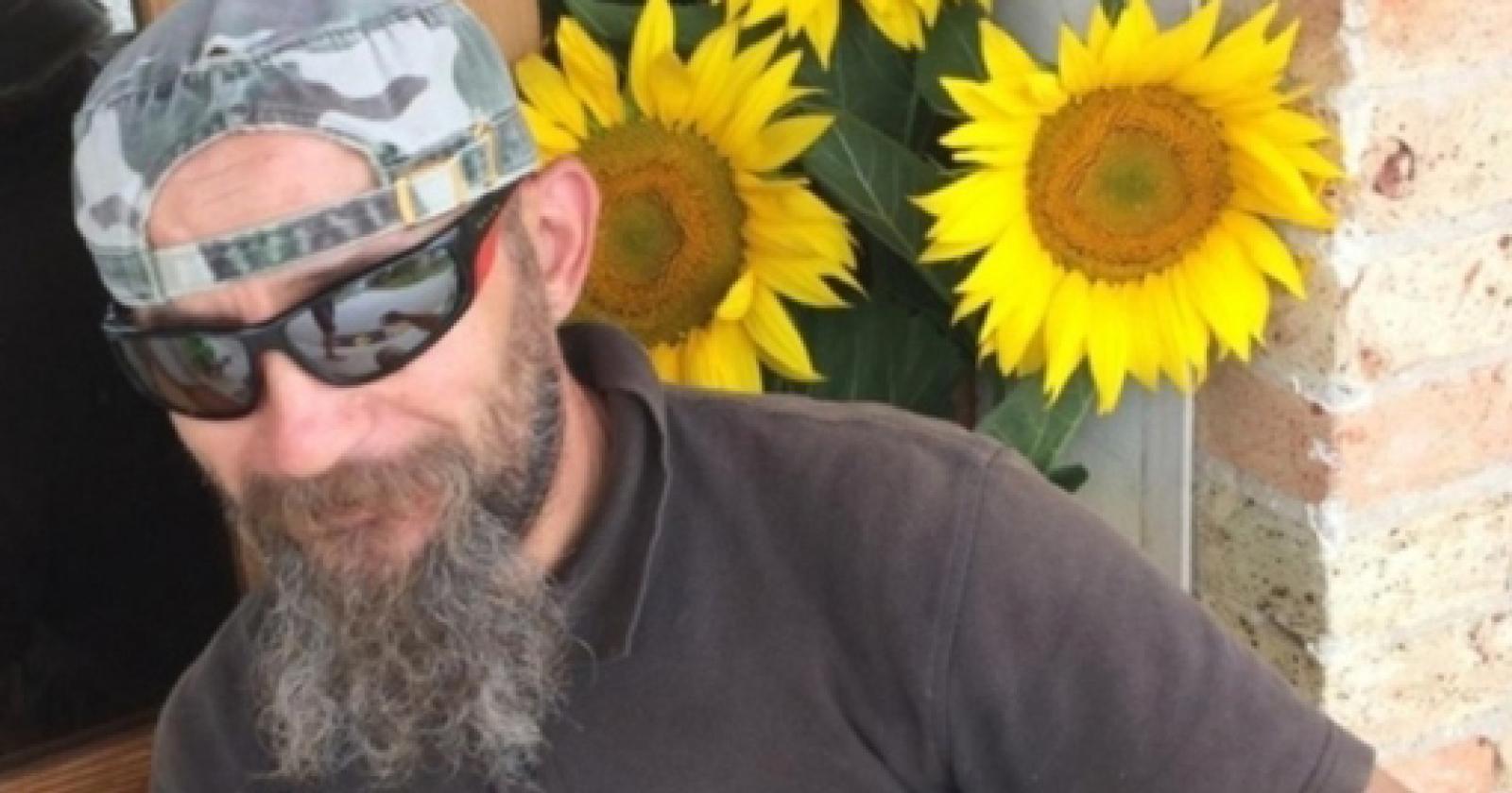 Paolo riposer&agrave; assieme ai suoi amati cani