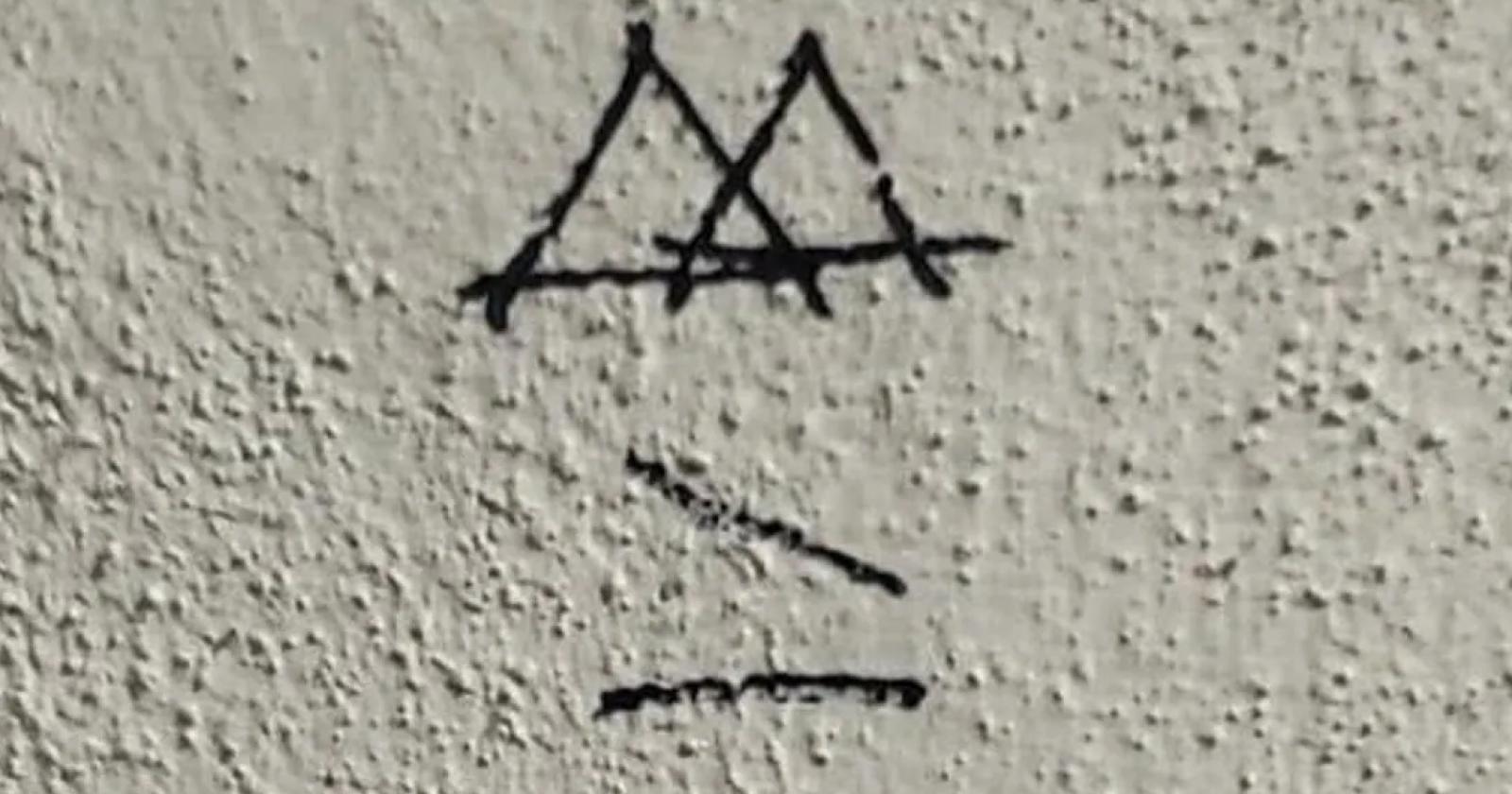 Misteriosi segni sui muri, &egrave; allarme ladri