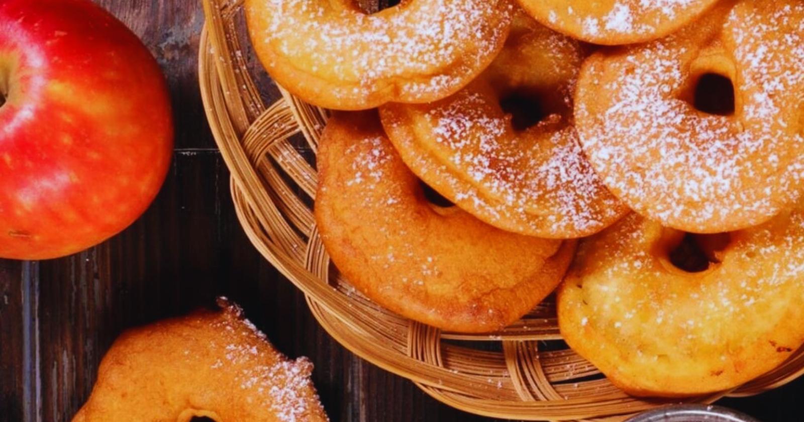 Frittelle di mele, il sapore del Carnevale