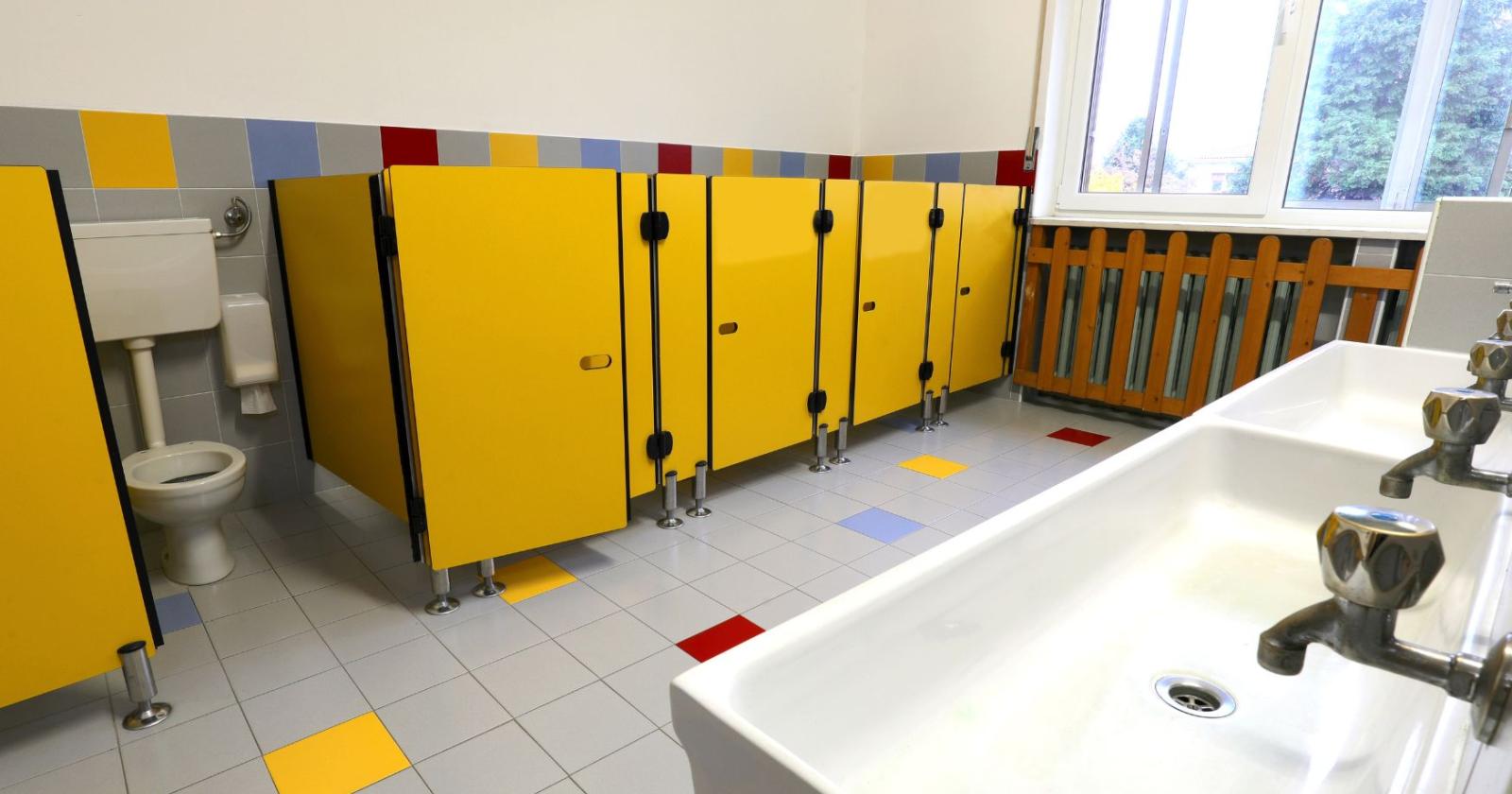 Bagno vietato alla prima e ultima ora