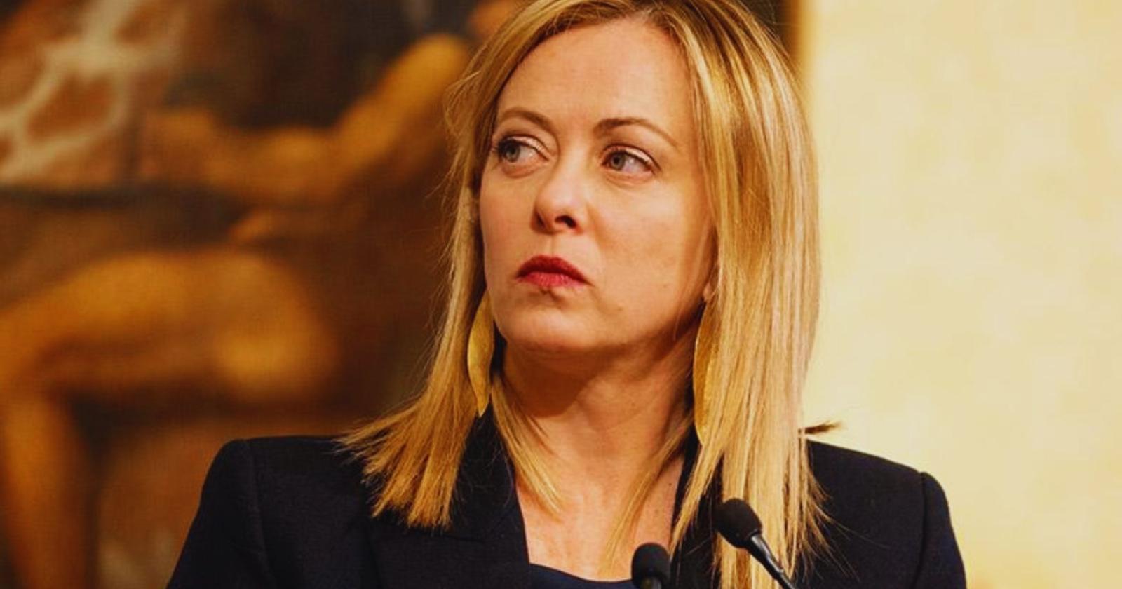 Algerino con 23 condanne risarcito