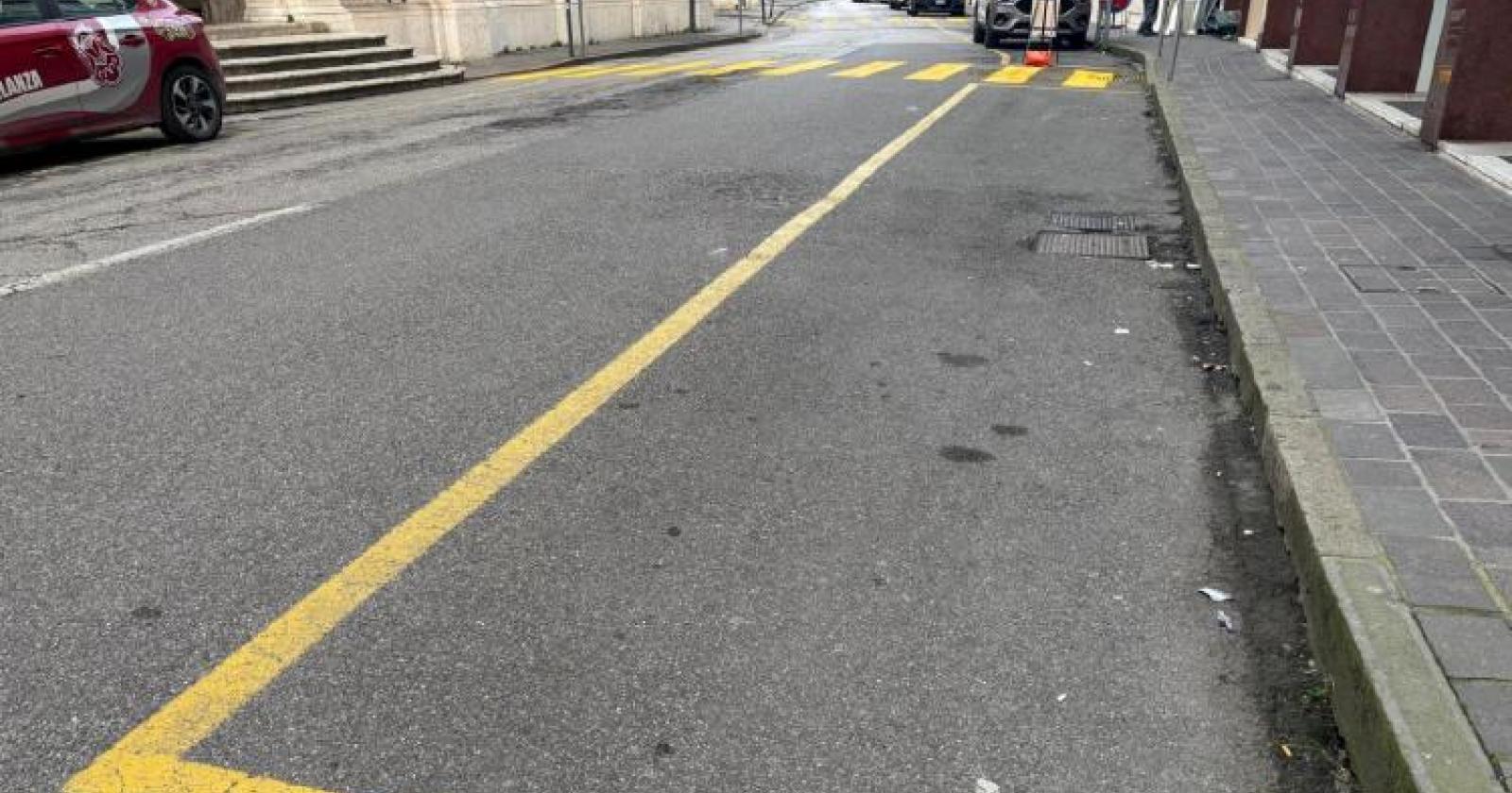 Lavori alla sede della banca, spariscono i parcheggi blu