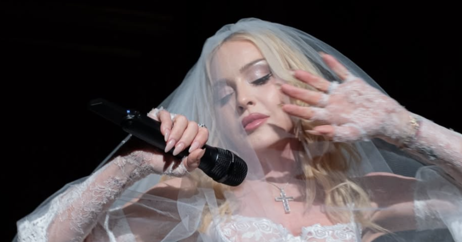 Madonna a Venezia per la serie &ldquo;The Studio&rdquo;