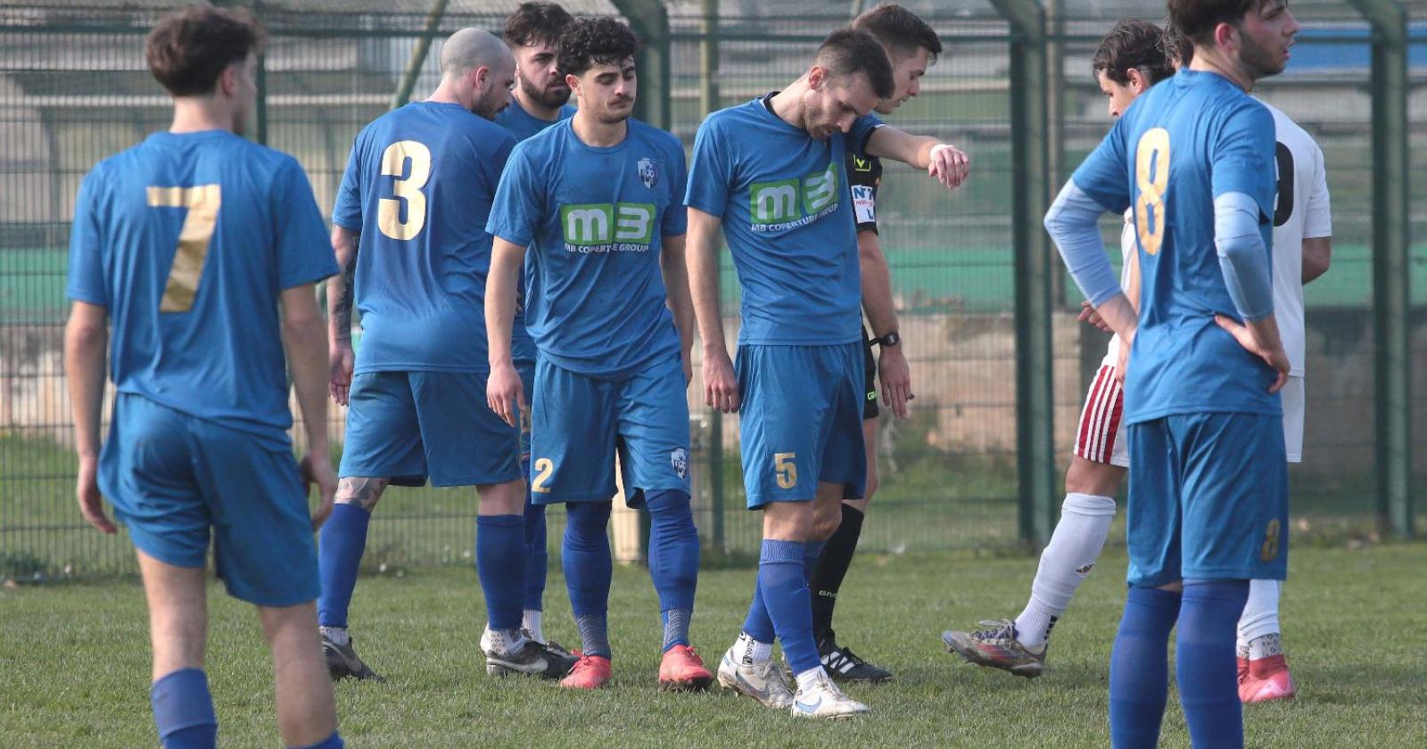 Il Rovigo getta all&rsquo;aria la vittoria in un minuto 