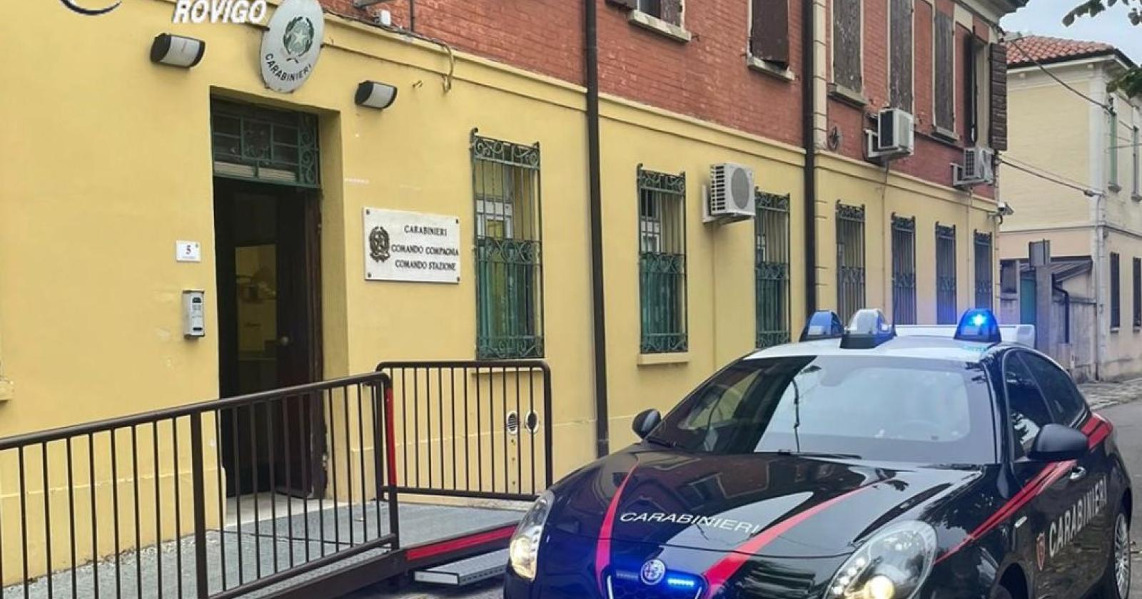 Mettono online il gommone rubato, si presentano i carabinieri