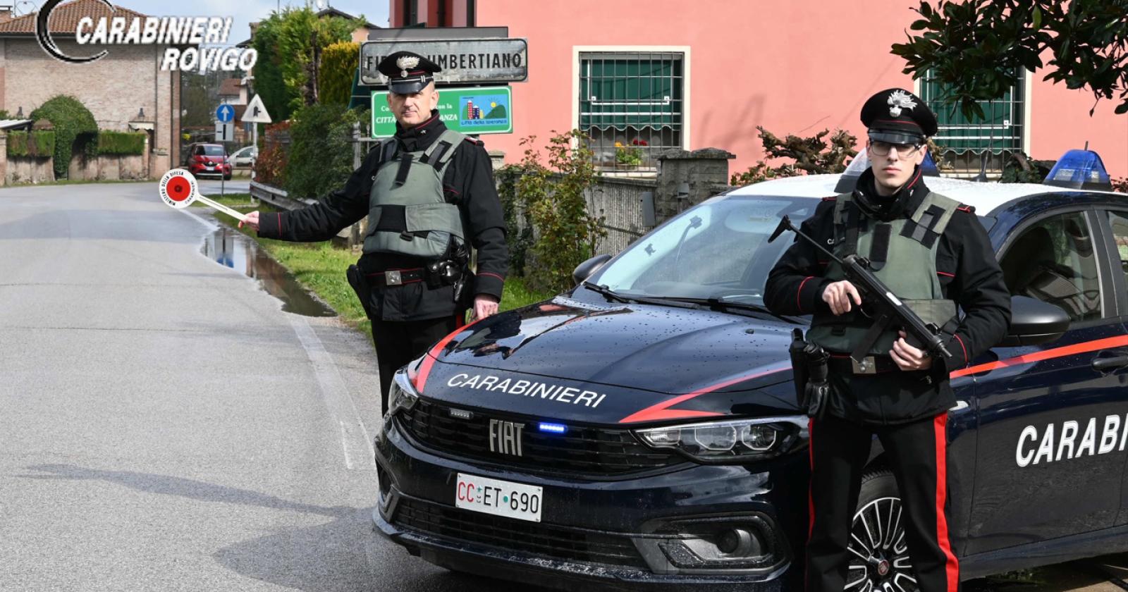 Carte false per regolarizzare stranieri, arrestato