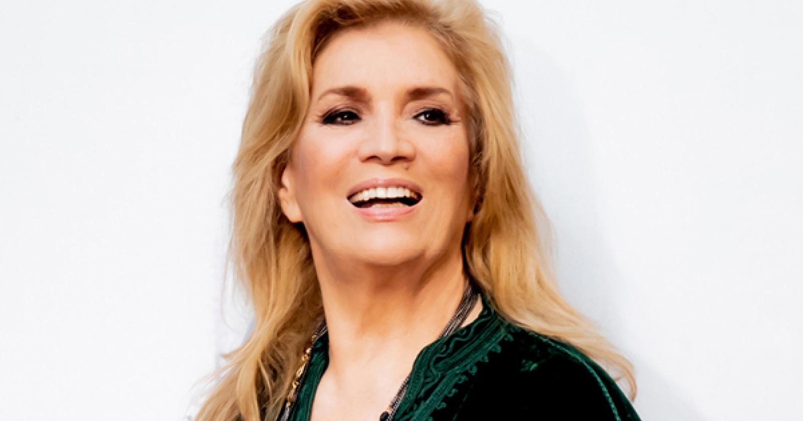 Iva Zanicchi arriva in paese con le antiche ricette