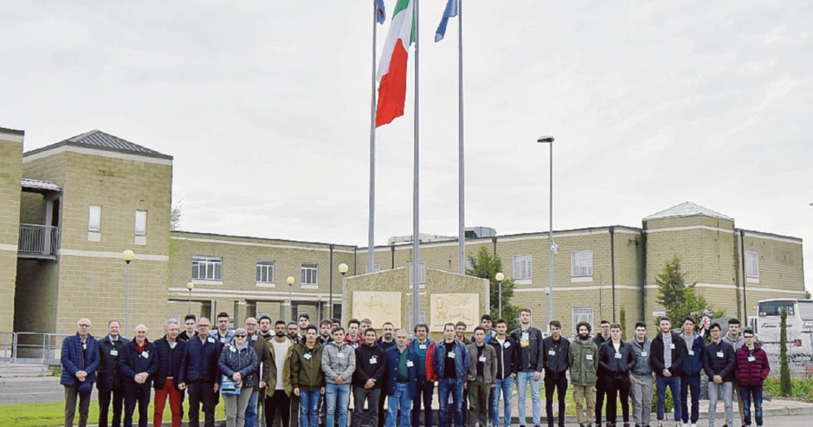 Lezione sui segreti dell’Aeronautica