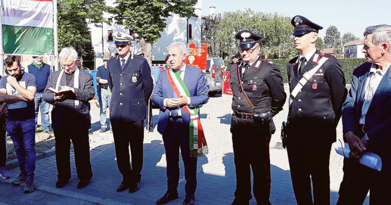 Una piazza dedicata ai partigiani