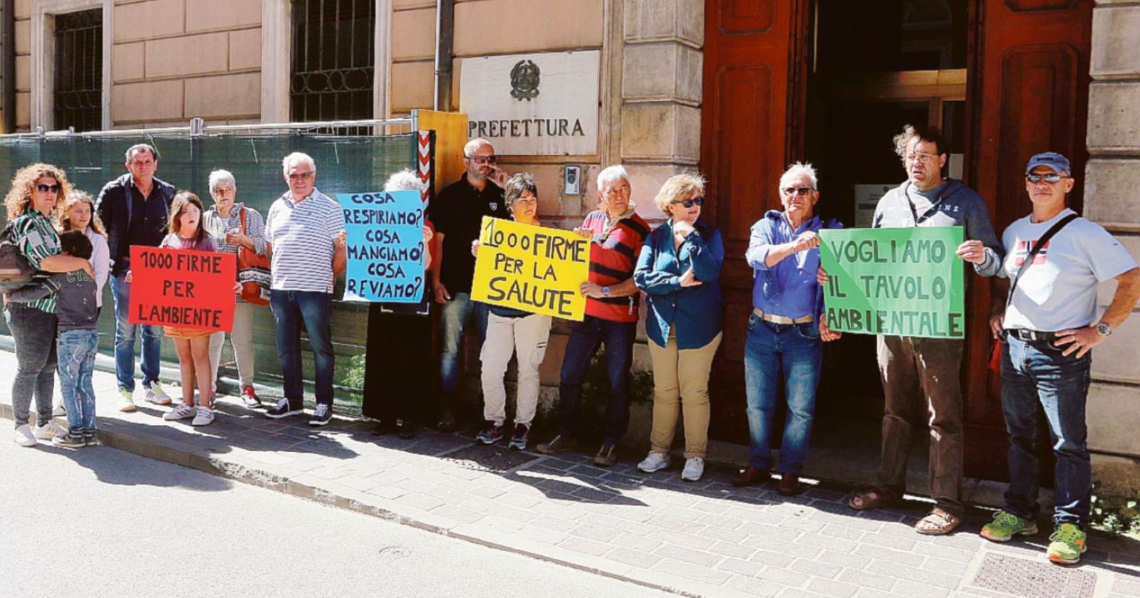 Terre nostre, sit in in Prefettura
