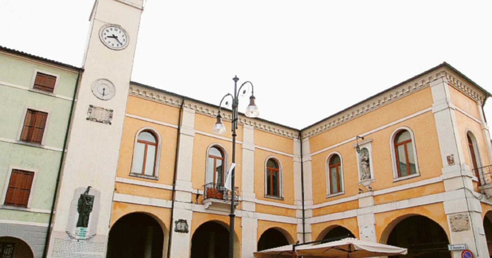 Donati al Comune i dipinti di Mario Capuzzo