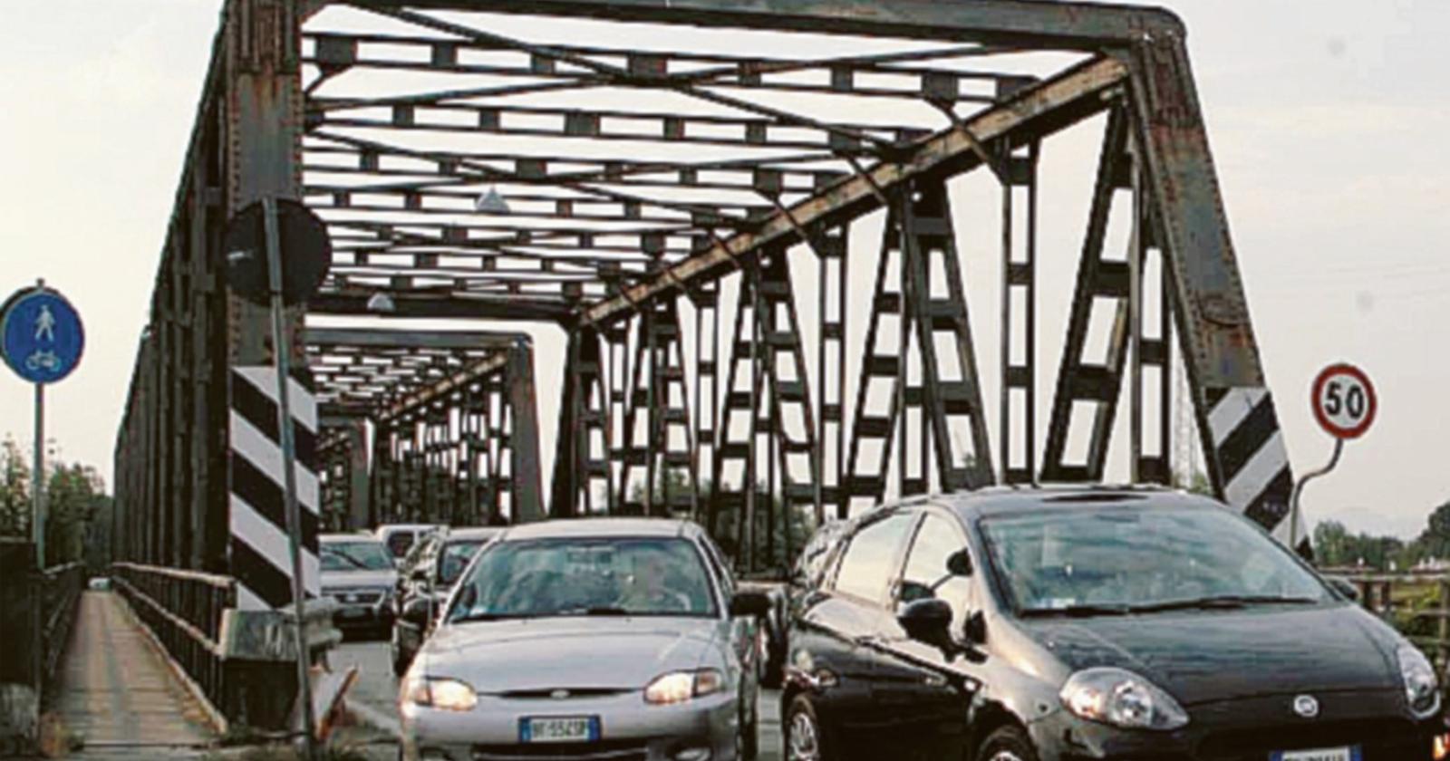 “La ruggine sta mangiando il ponte”