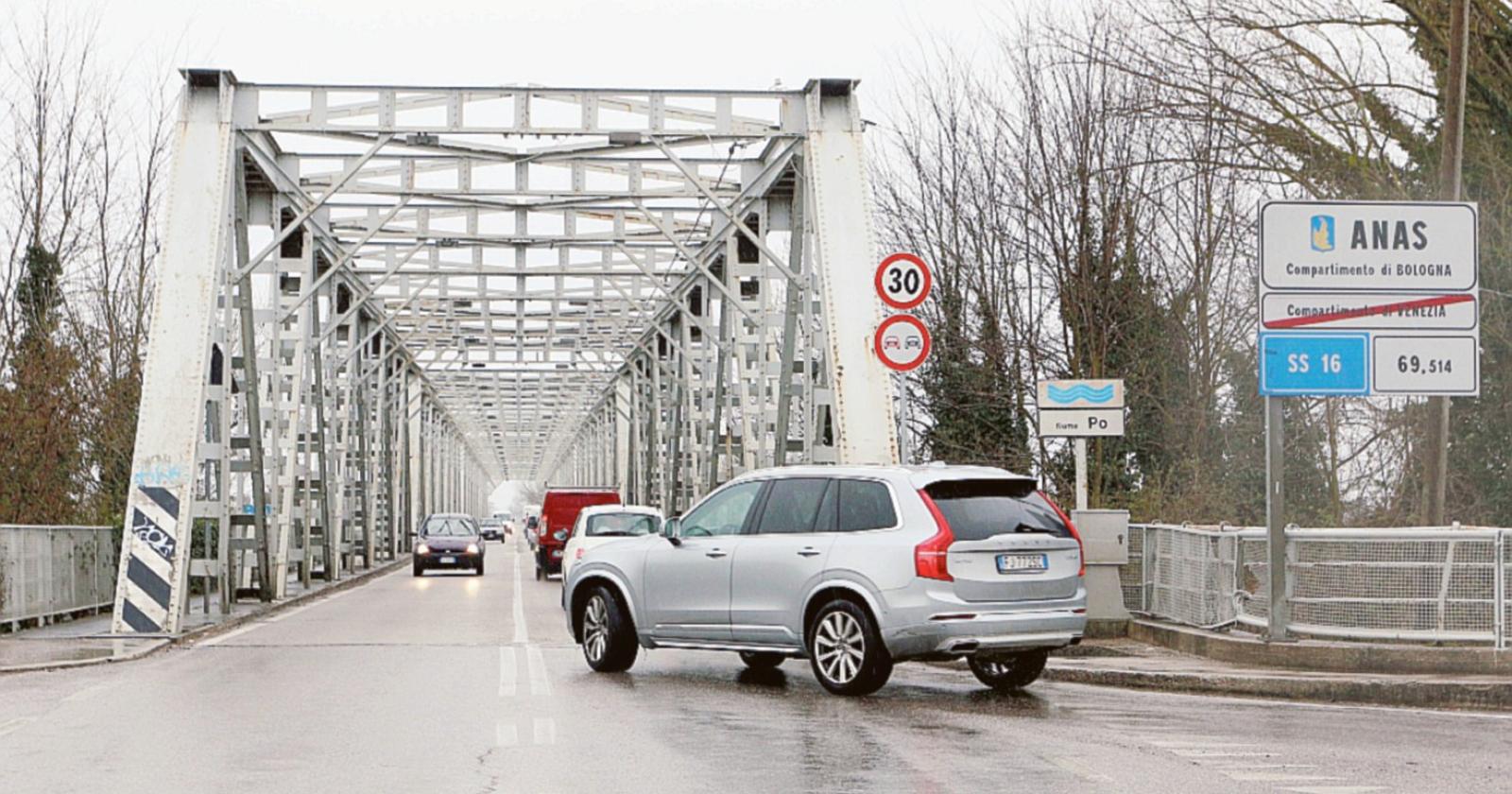 Ponte sul Po, taglio del nastro