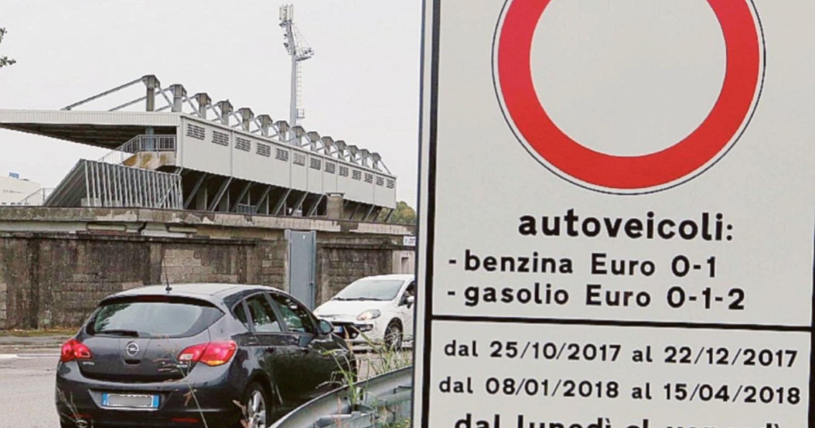 Lo smog? "Problema che non esiste"