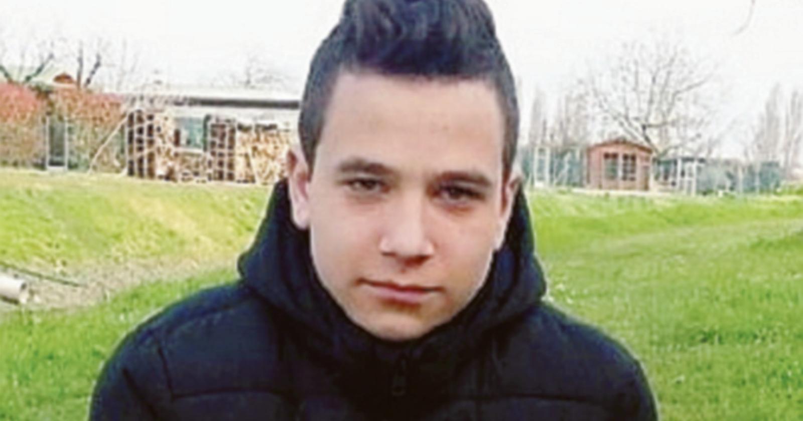 Oggi l’ultimo saluto a Mattia ucciso a 19 anni dalla malattia