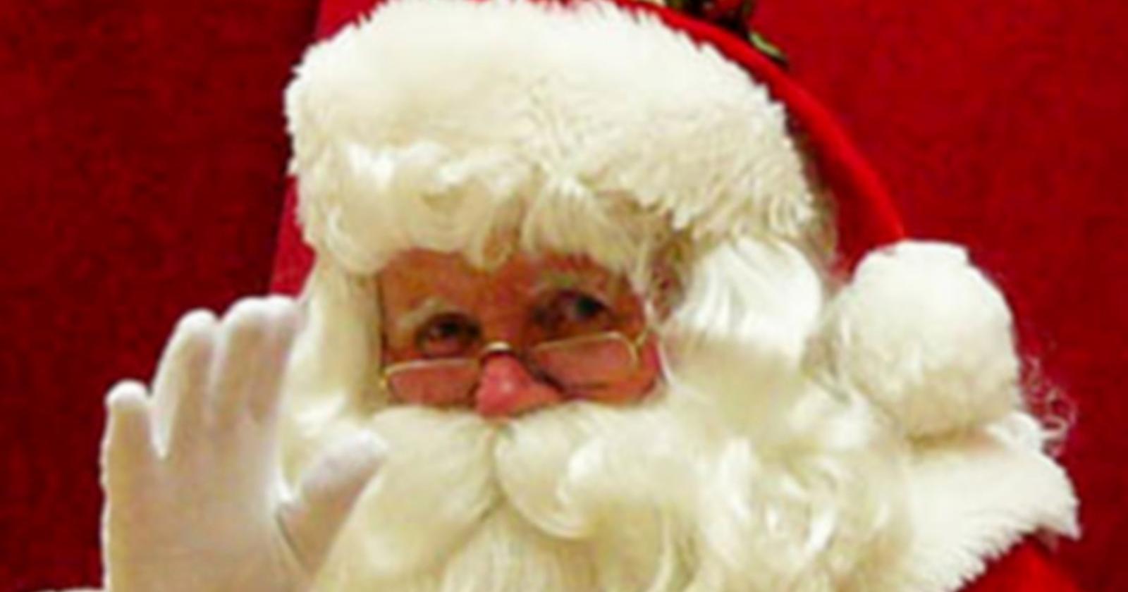Il treno per Babbo Natale fa tappa in centro storico