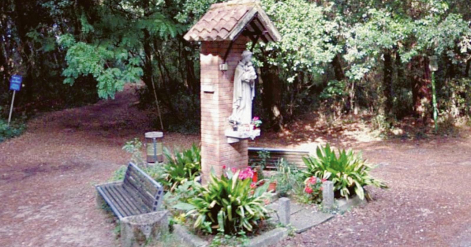 Sfregiata la statua di Sant’Antonio