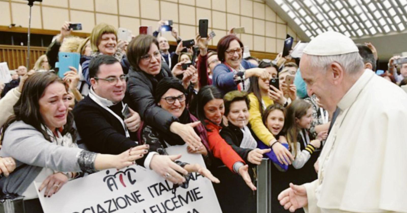 Il Papa telefona al cronista della "Voce"