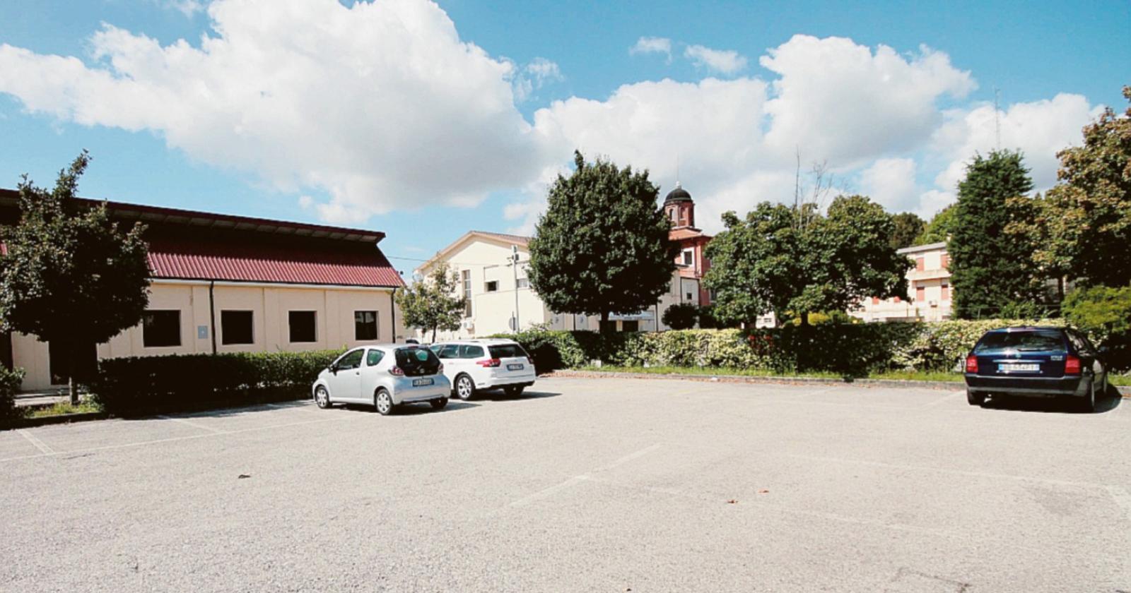 Una storia di faraonici flop