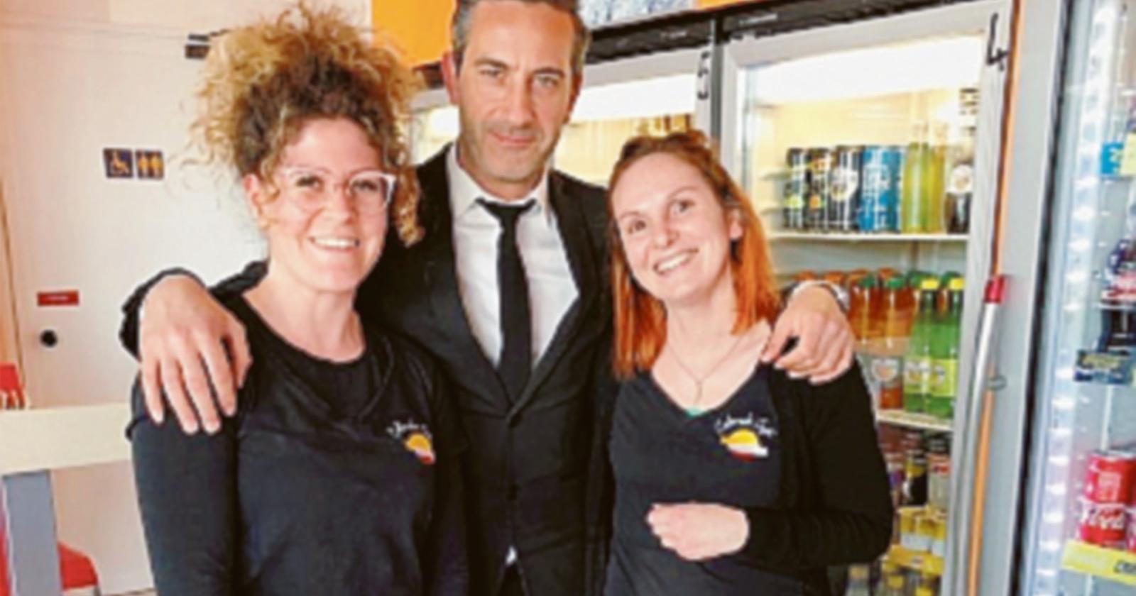 La “Iena” Matteo Viviani arriva al Colorado Cafè