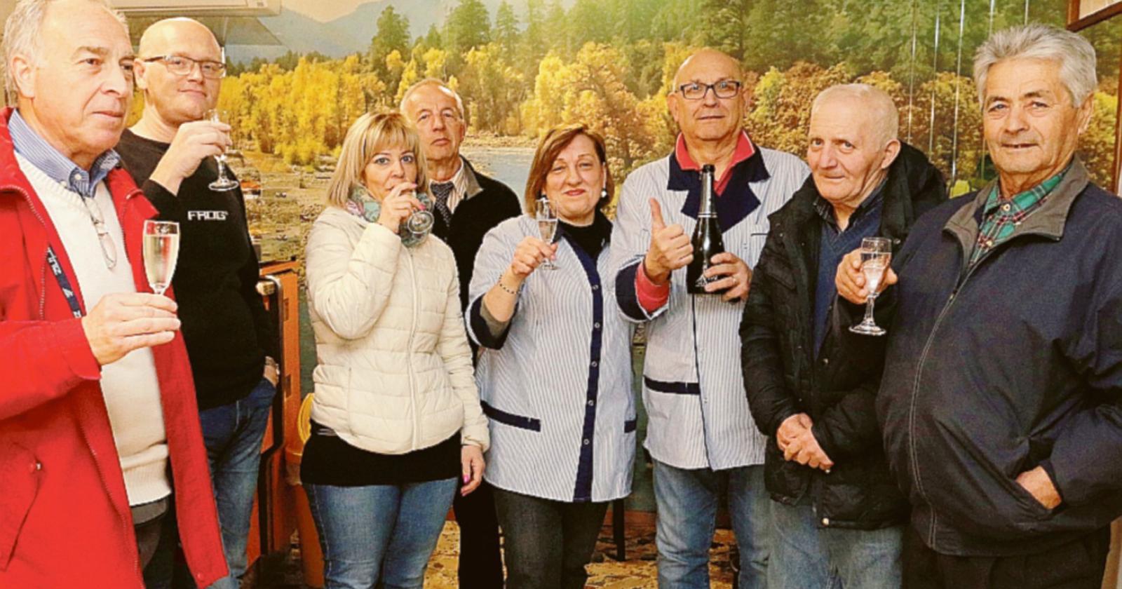 Top Bar, hanno partecipato in 52