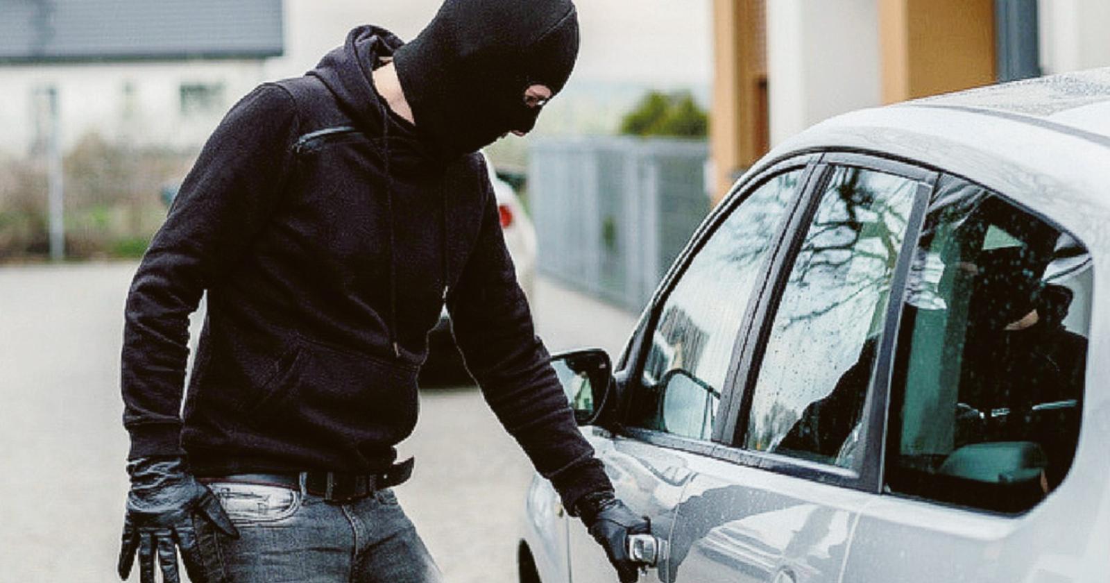 Attenzione alle auto: furti in paese