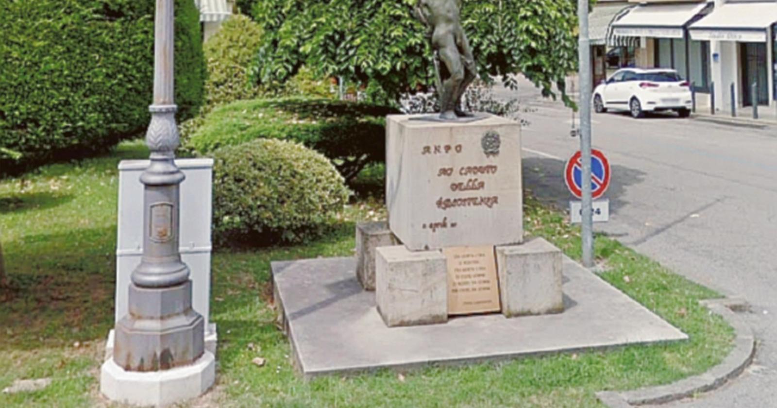 Danni al monumento, responsabile beccato